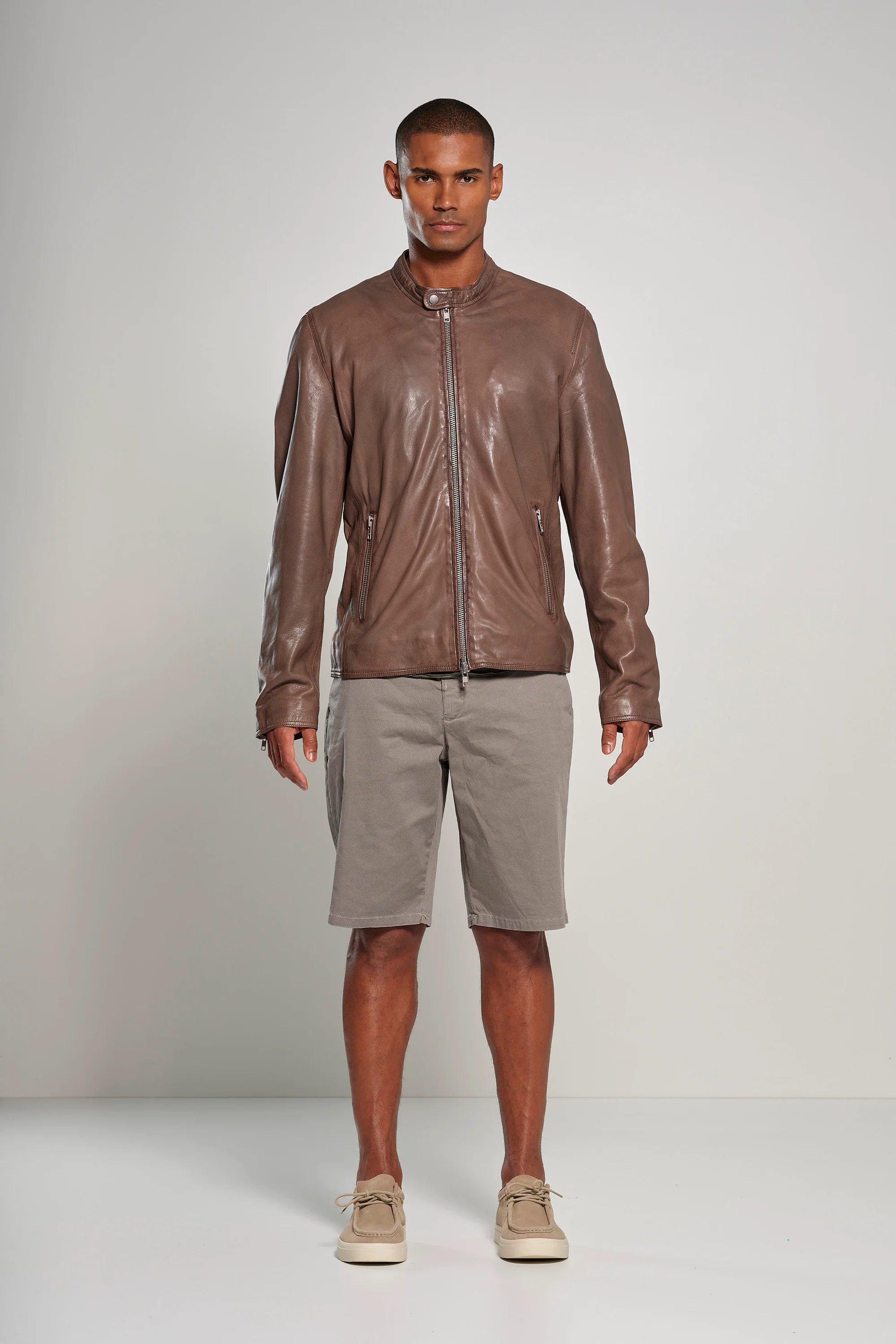 Bermuda chino in gabardina con micro-stampa - Image 24