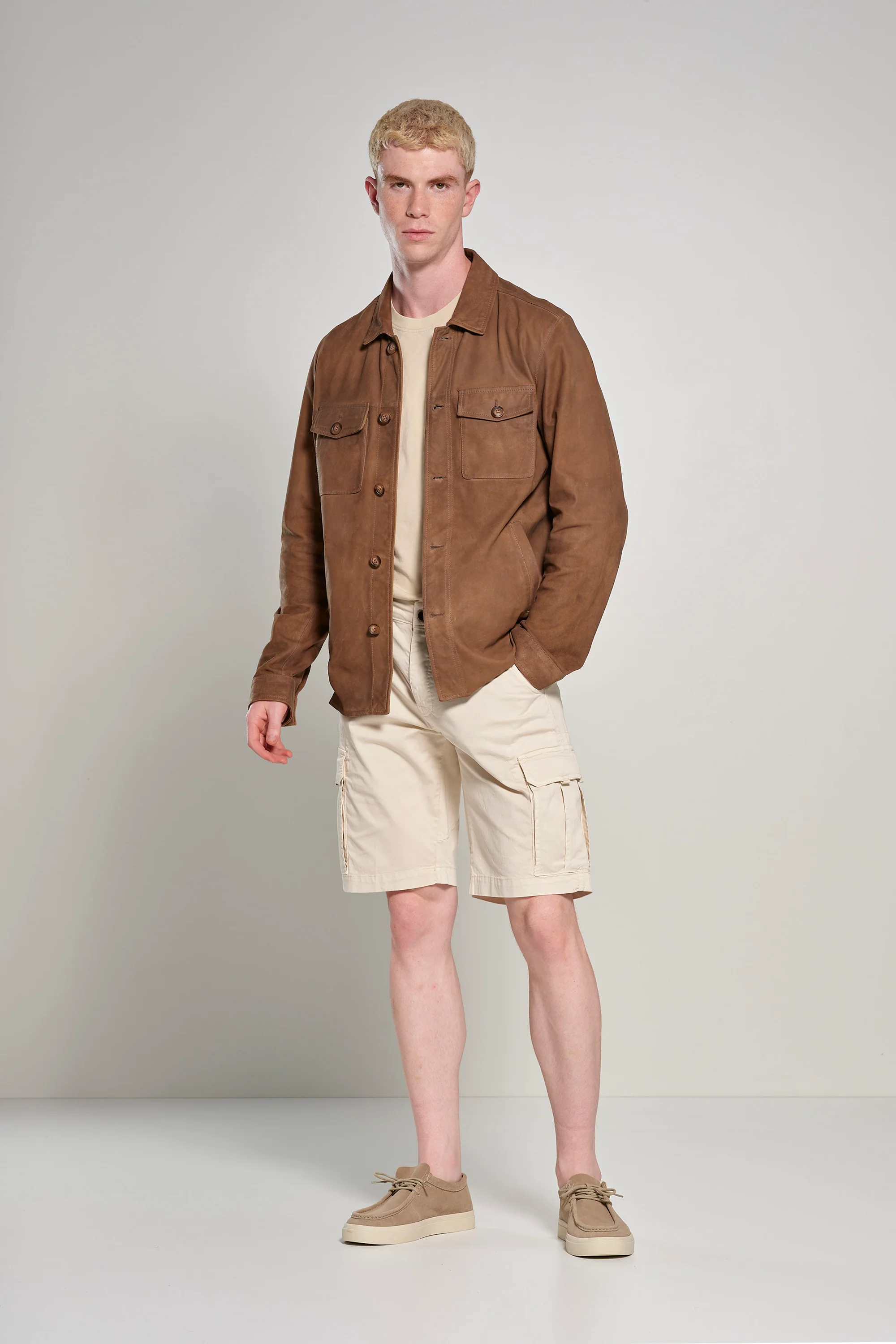 Bermuda con tasche cargo in gabardina di cotone - Image 4
