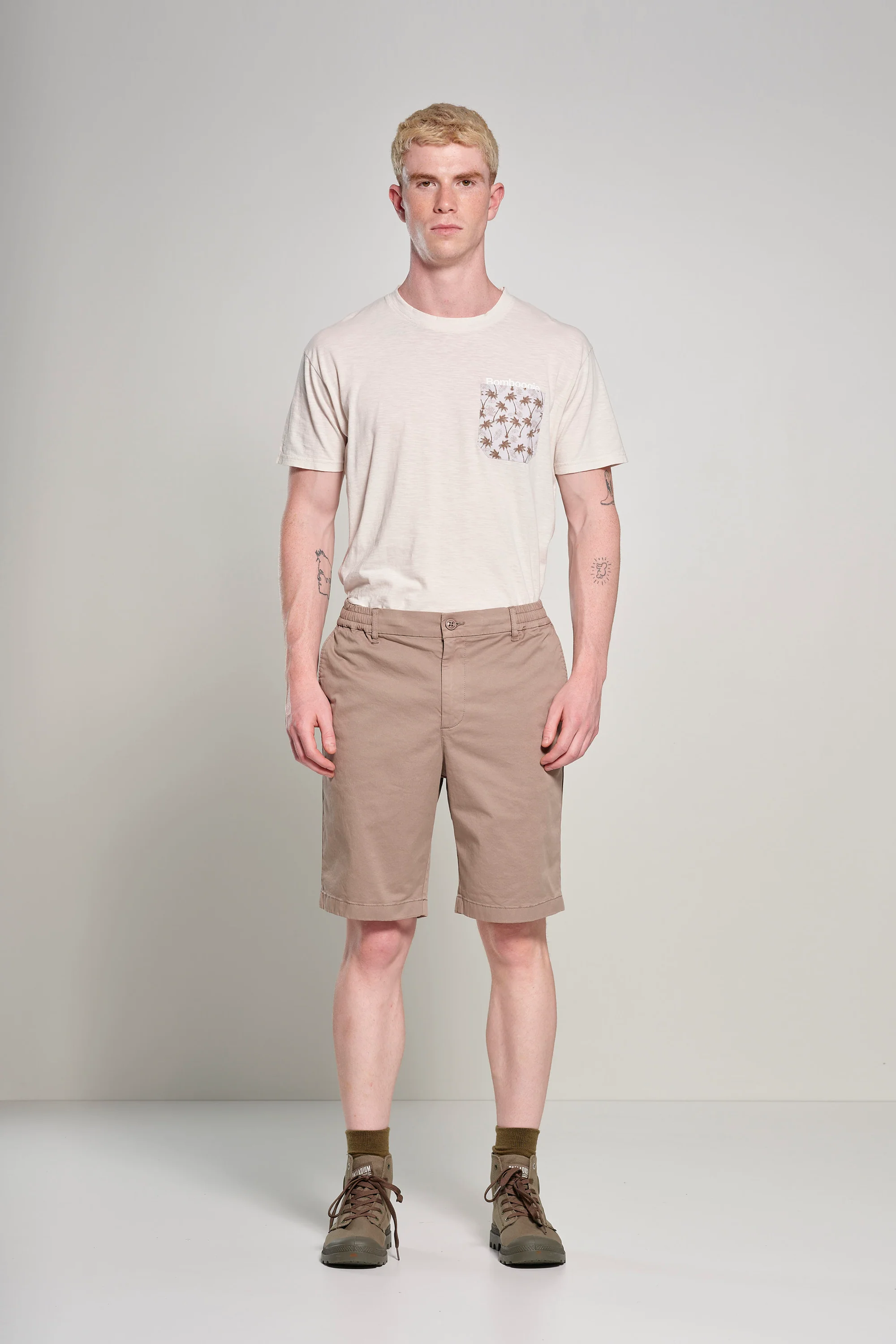 Bermuda jogger in elastico in vita - Image 15