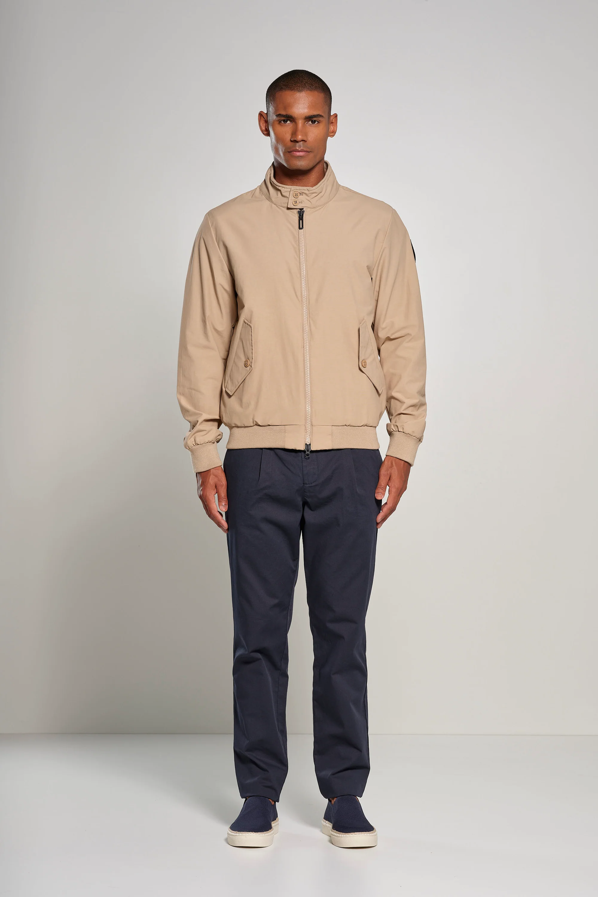 Bomber Sfoderato con Collo Alto - Image 12