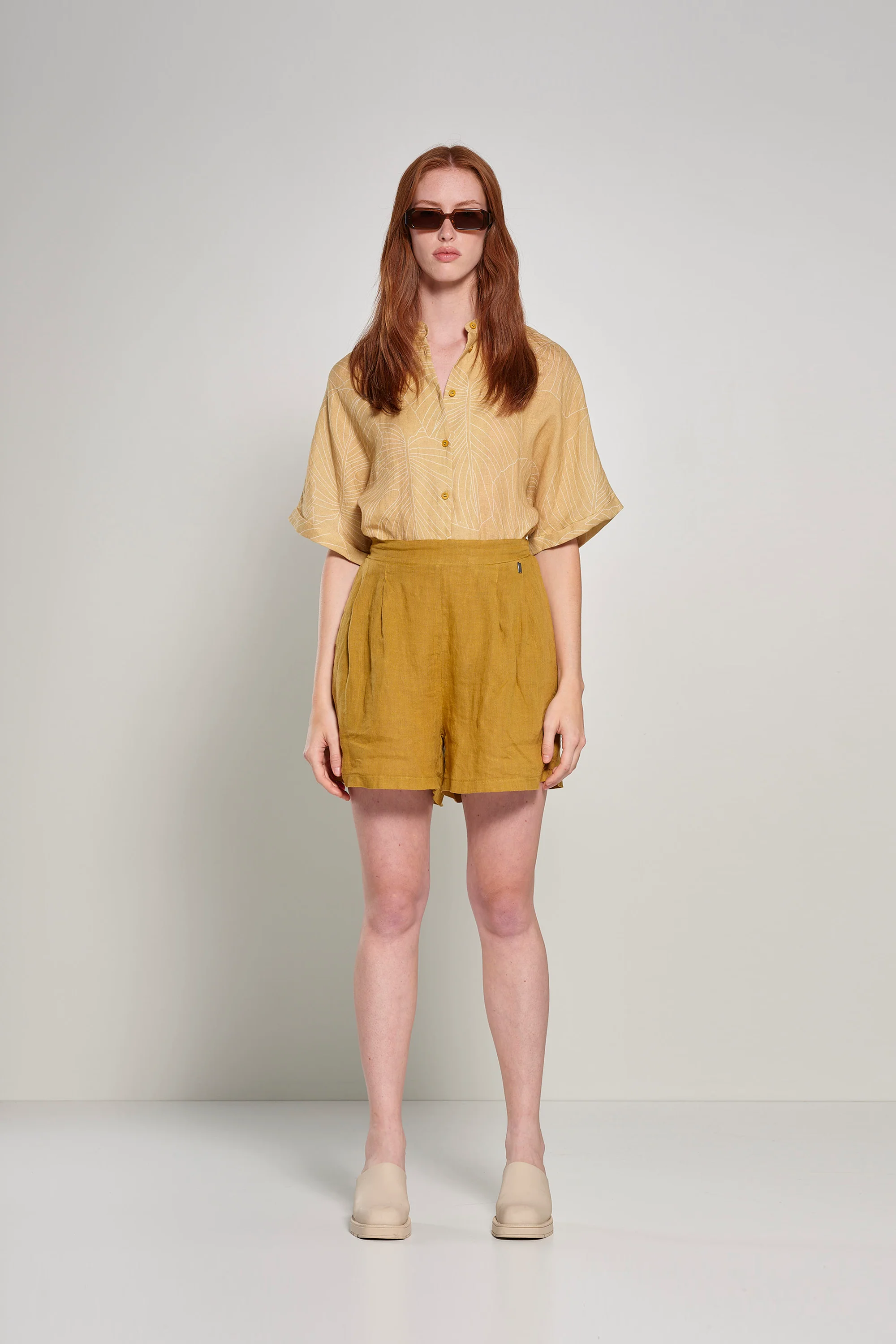 Camicia in lino con colletto alla coreana - Image 5