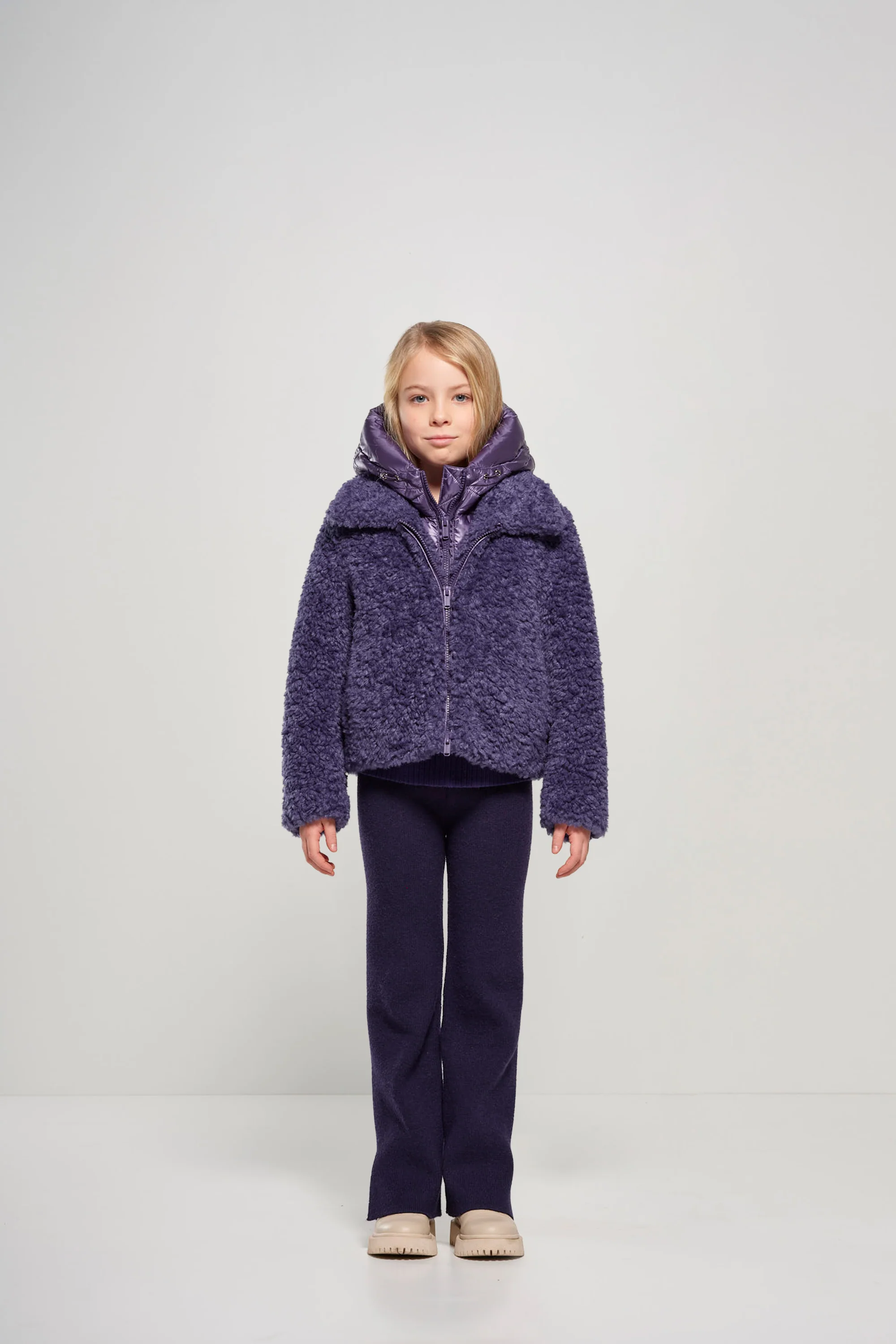 Cappotto da bambina in ecopelliccia con davantino staccabile - Image 12