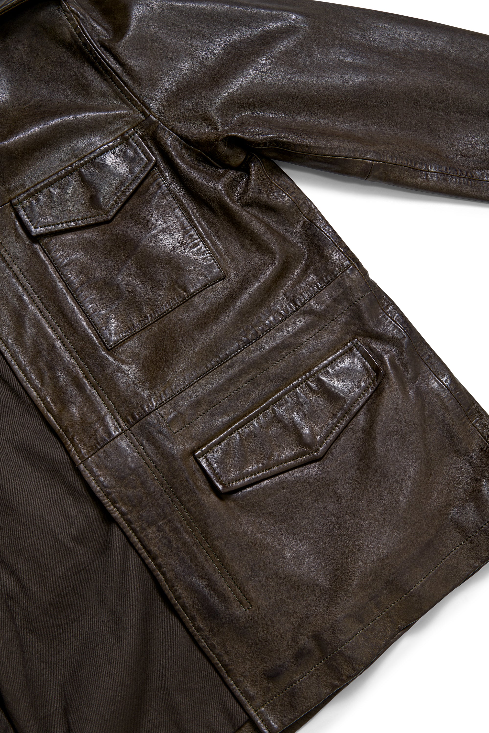 Giacca corta da uomo in vera pelle con quattro tasche e collo alto - Image 4