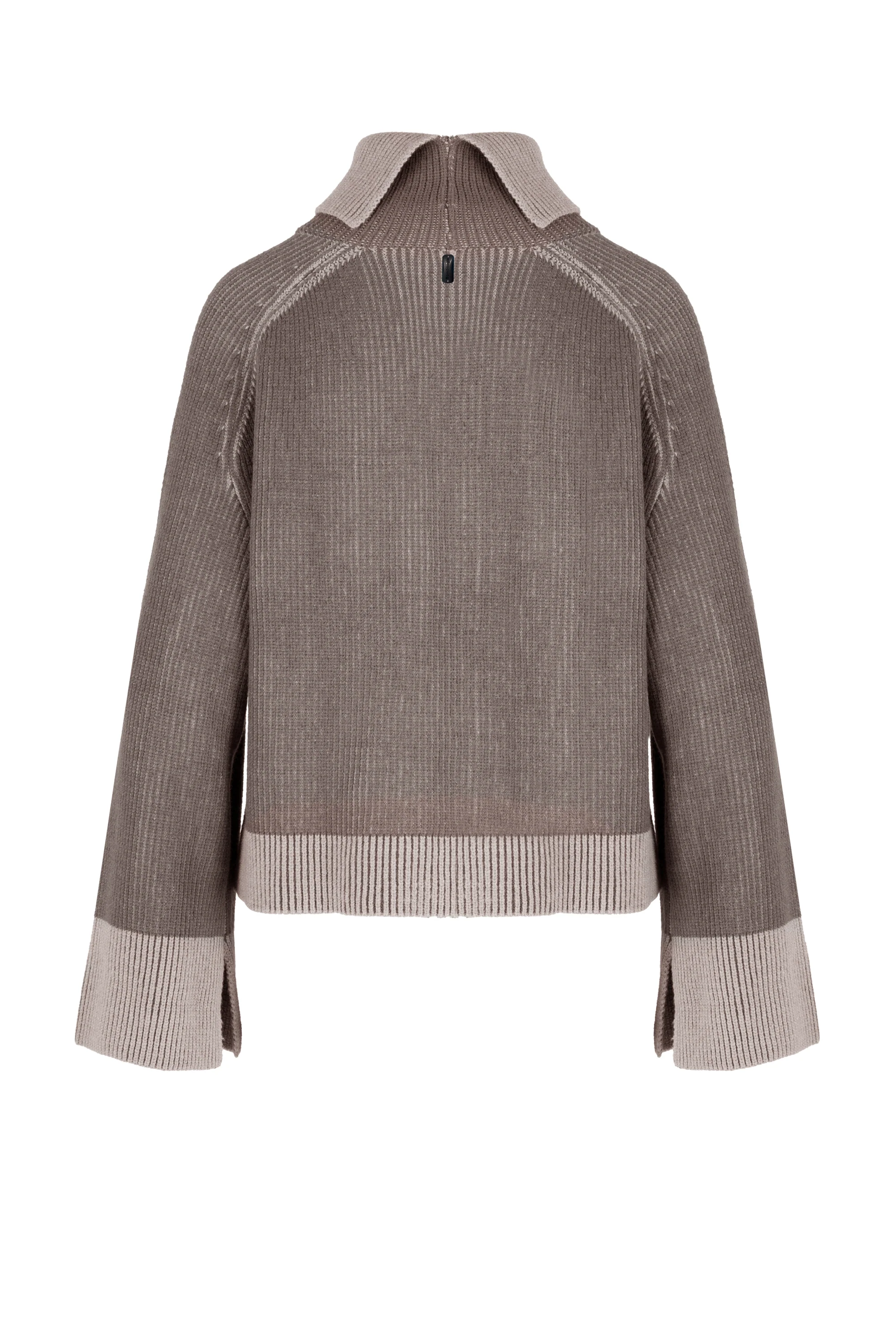 Maglione in misto viscosa con collo alto - Image 4