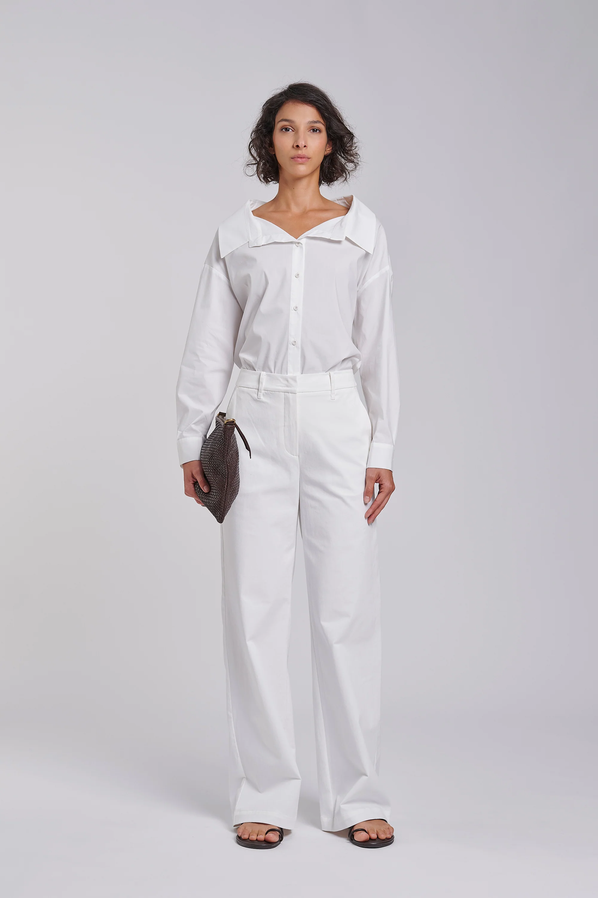 Pantaloni palazzo fit in cotone stretch - Image 6