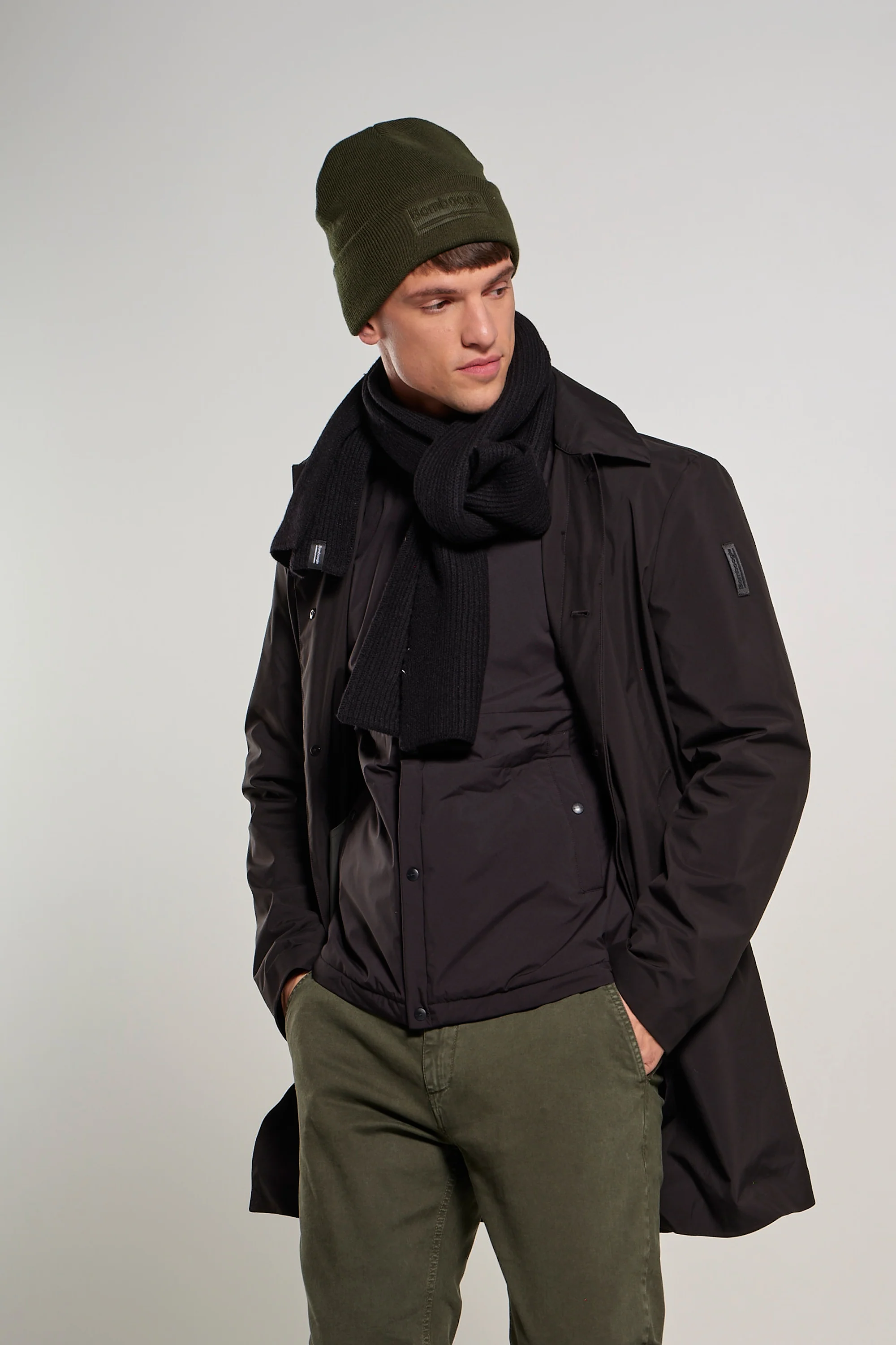 Sciarpa unisex in maglia a coste in misto lana - Image 11